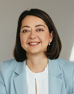 Dr. Alexandra Heizereder